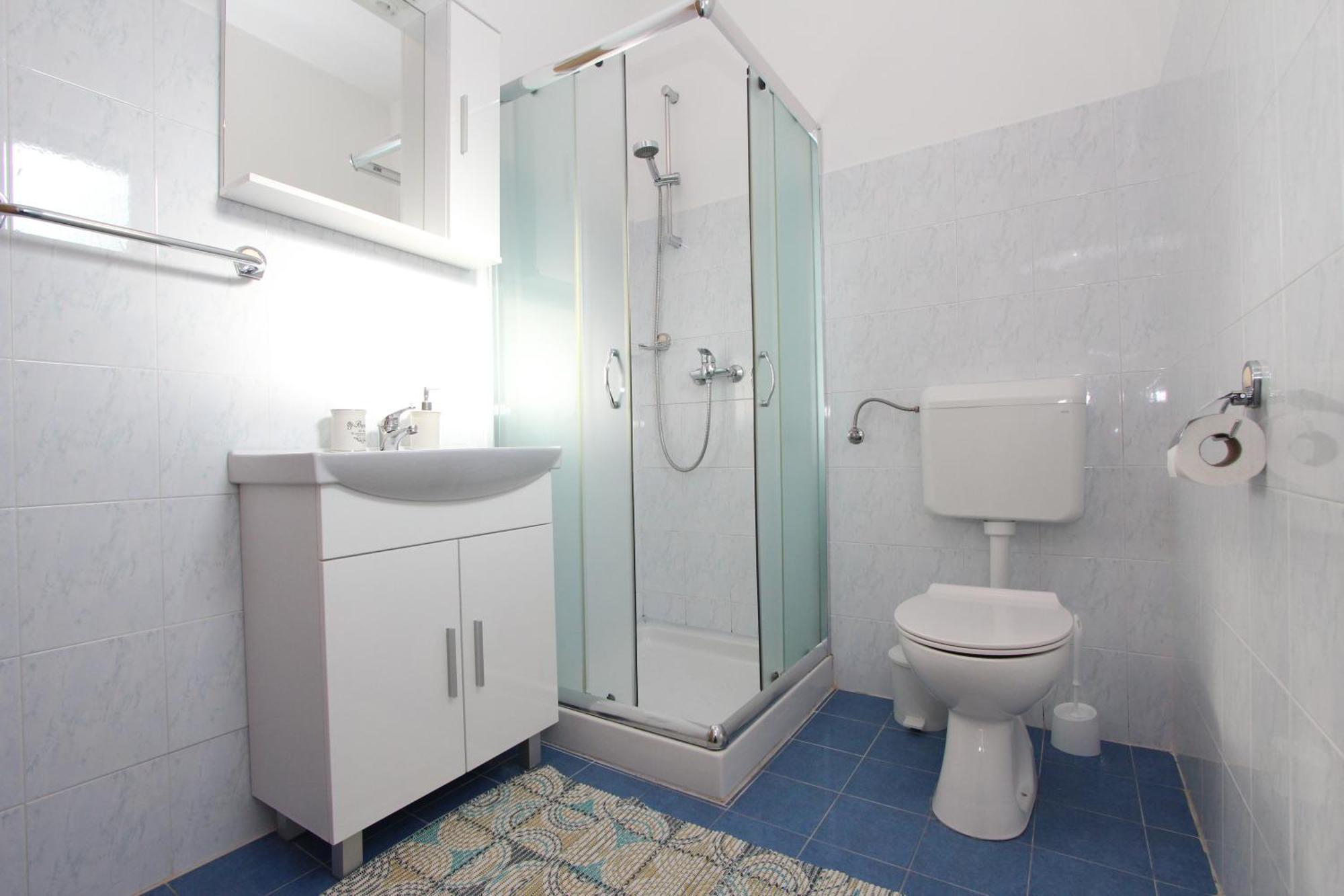 Apartments Eni ロヴィニ エクステリア 写真